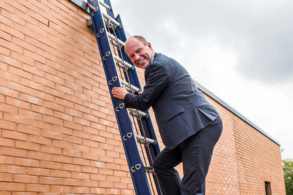 Velsense wethouder Diepstraten neemt afscheid