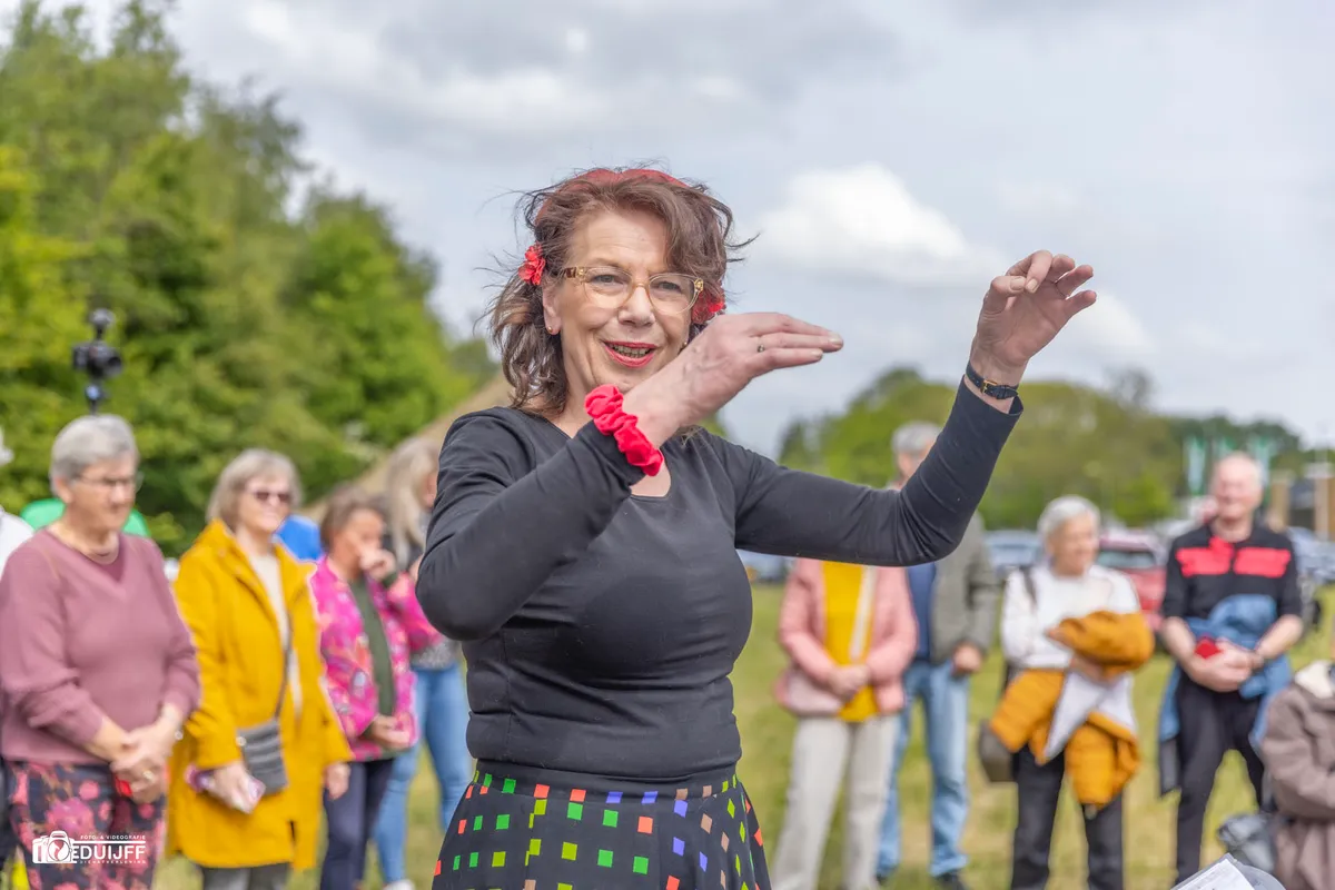 Velsen beleeft '80 jaar vrijheidsweek' met herdenkingen, festiviteiten en toneel #1