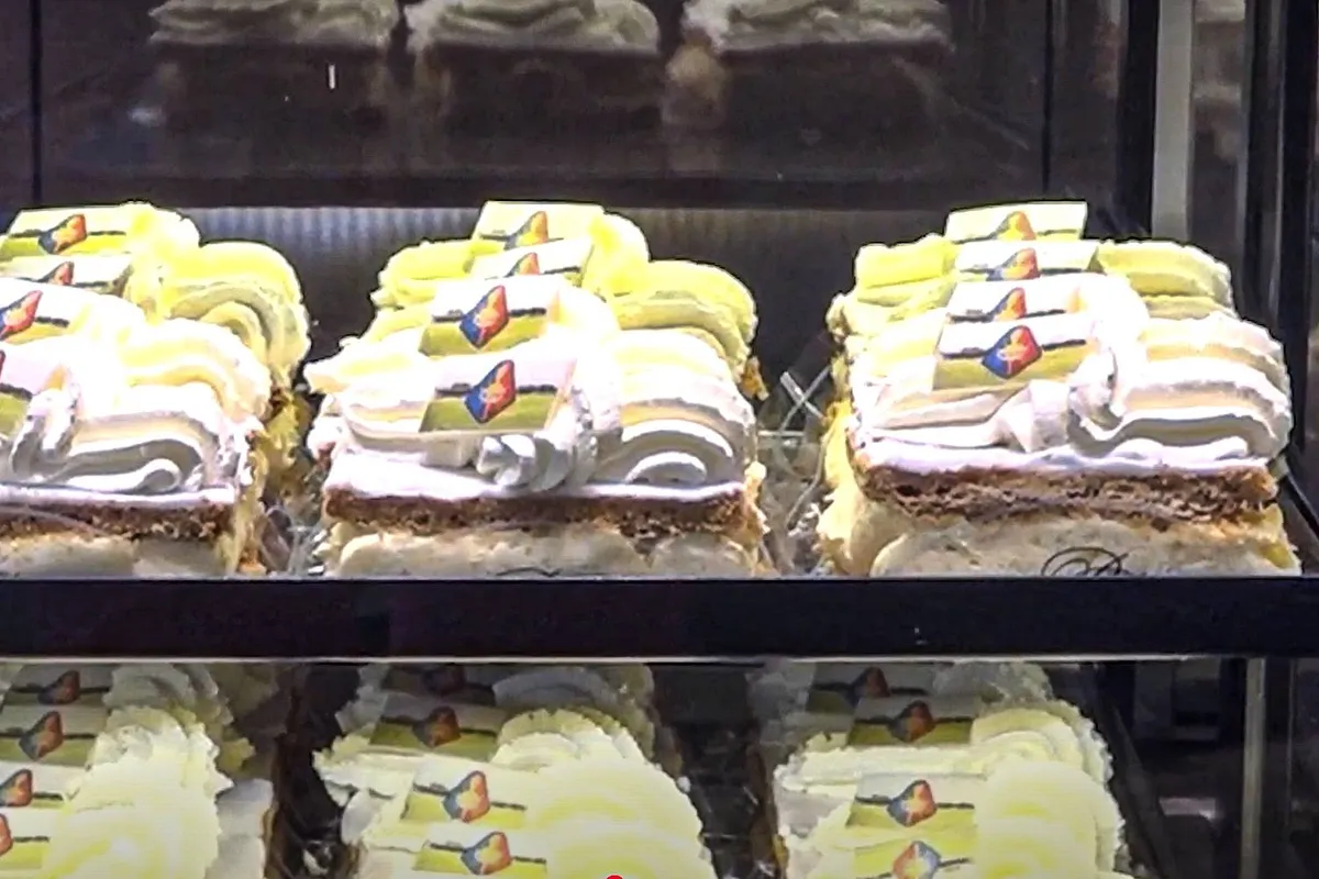 Telstar tompouce scoort