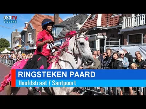 Dorpsfeest Santpoort te paard of pony feest om door een ringetje te halen