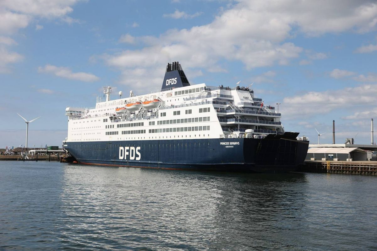 Man aangehouden met grote hoeveelheid drugs tijdens inreiscontrole ferry IJmuiden