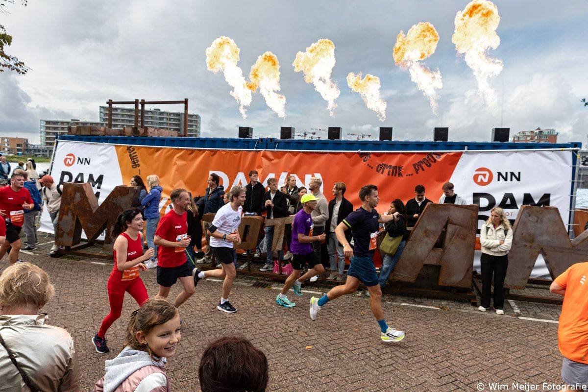 IJmond laat sportief gezicht zien met ruim 1650 deelnemers aan start NN Dam tot Damloop