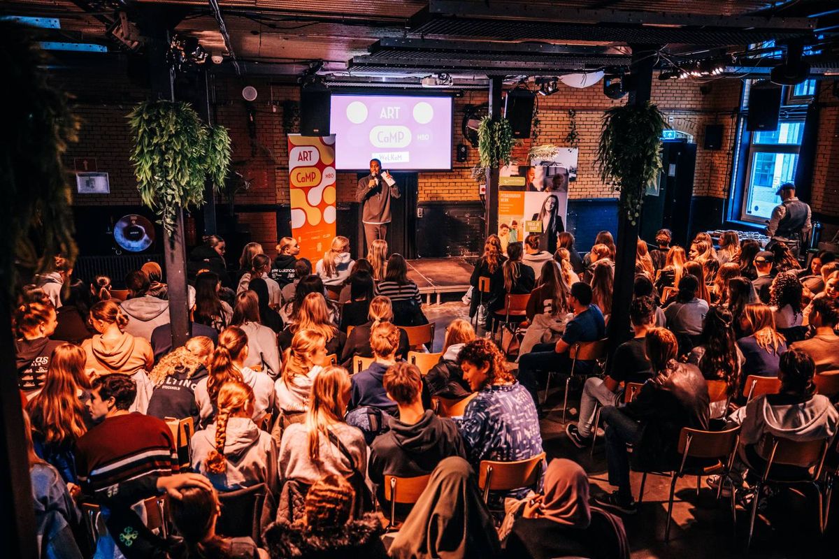 Art Camp mbo brengt studenten Nova College in contact met kunstonderwijs