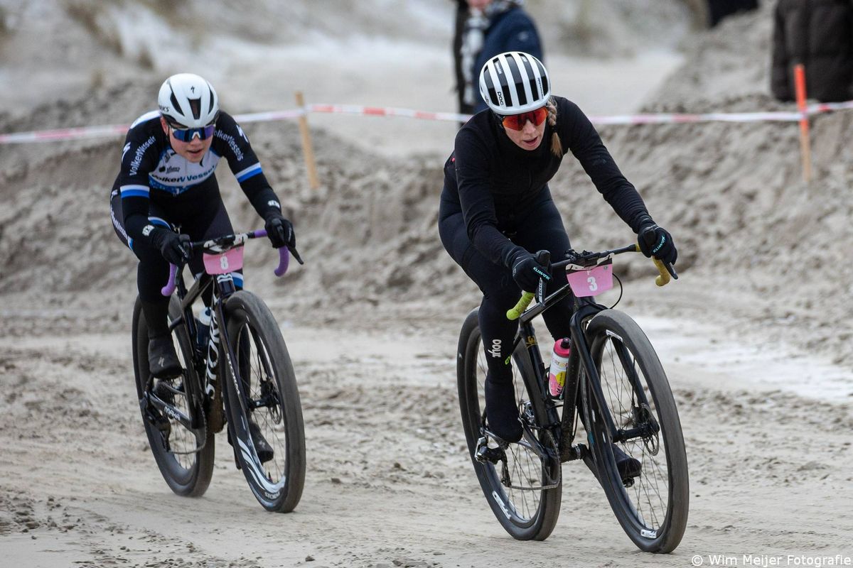 Velserbroekse Nina Kessler wint jubileumeditie Egmond-Pier-Egmond