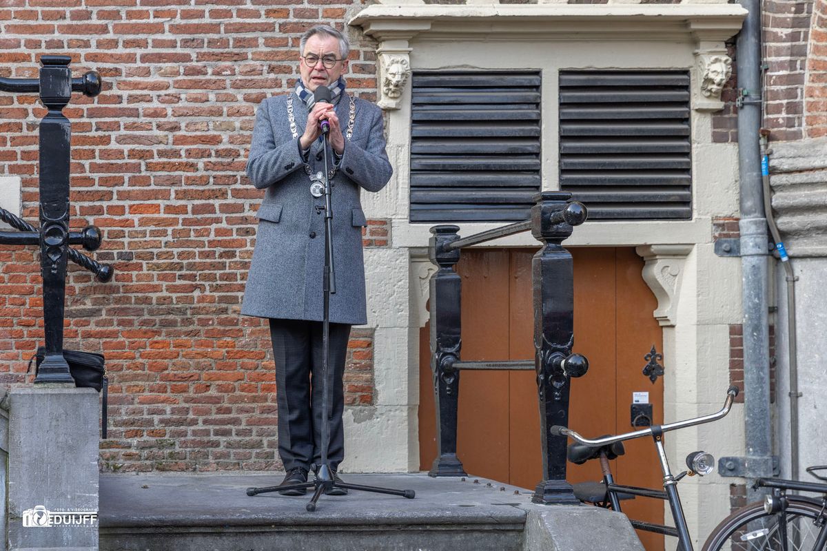 In stilte verbonden: Haarlem herdenkt de slachtoffers van de Holocaust