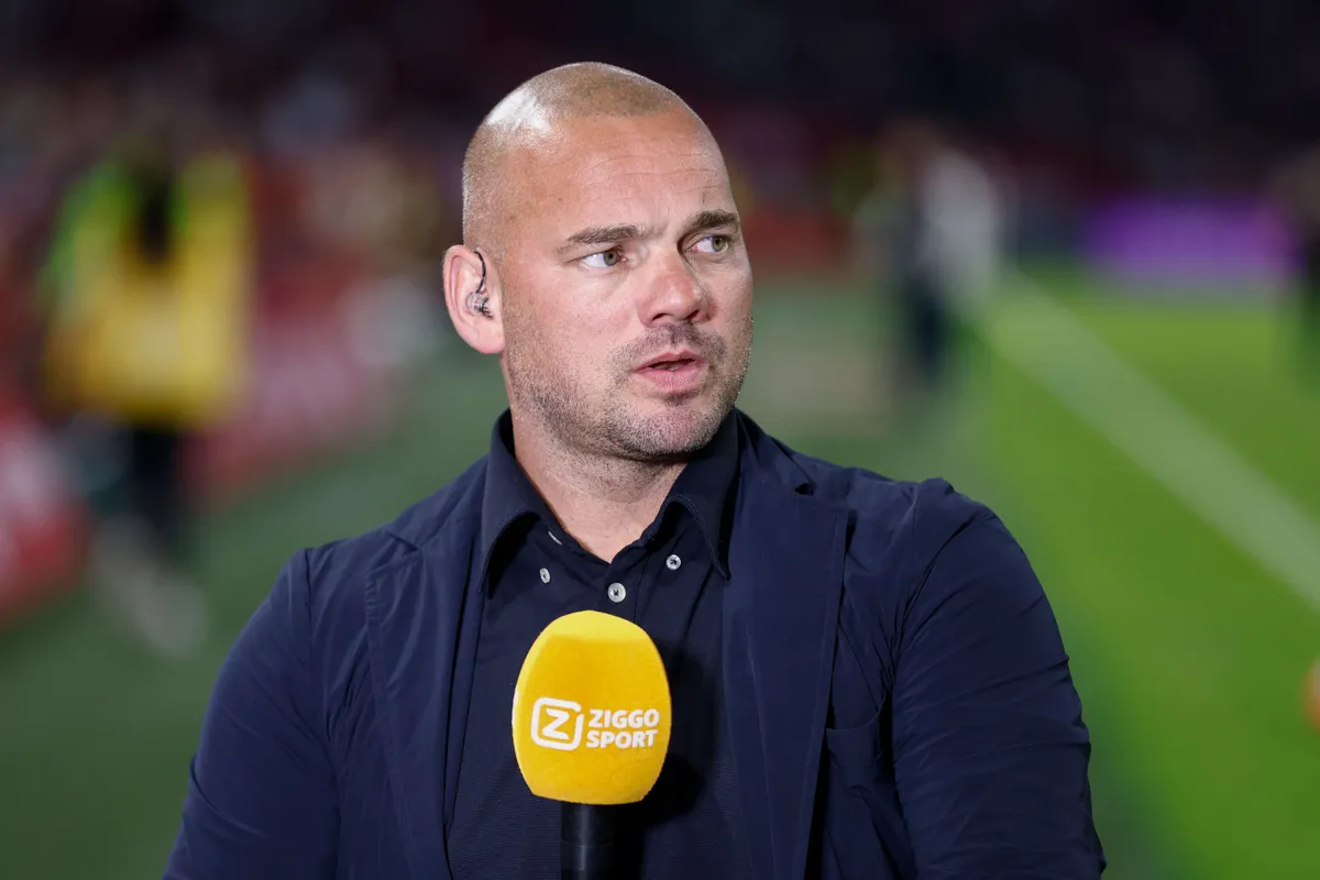 Sneijder vernietigend over keuzes Farioli 'Geen opbouw en diepgang, dan wordt voetbal heel lastig’