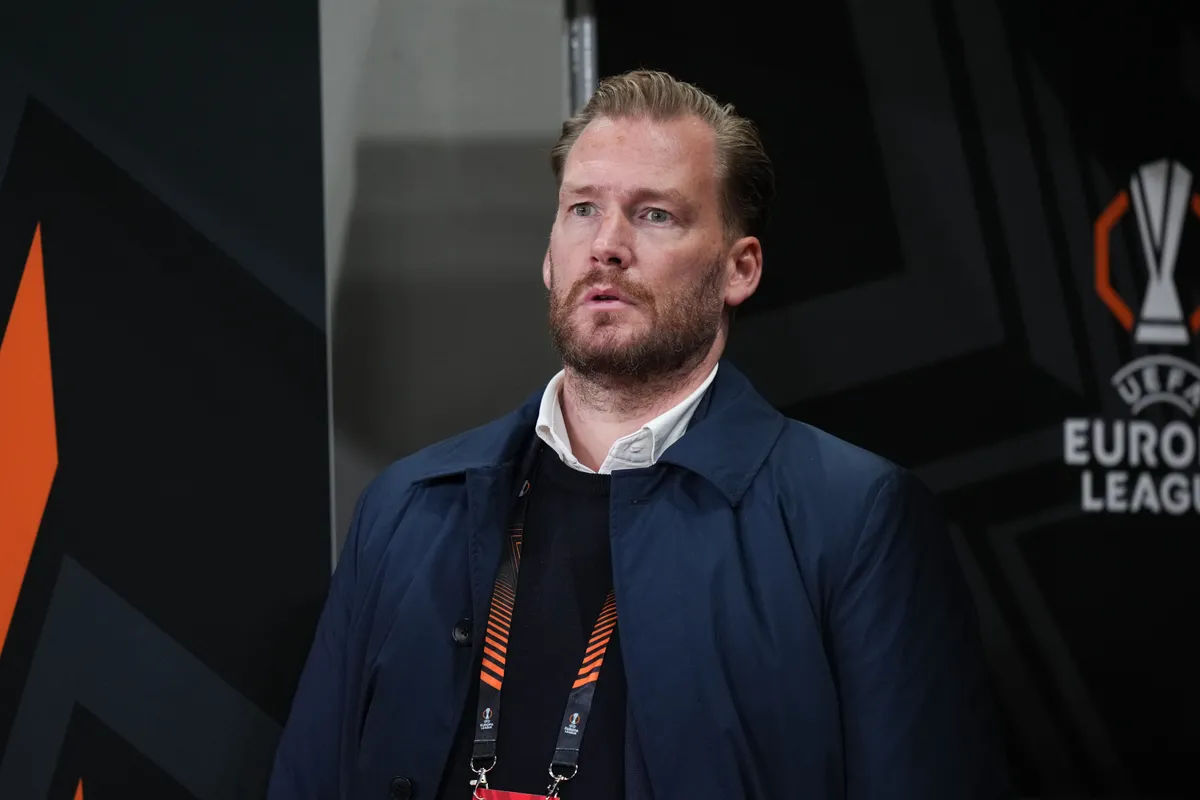 Beuker benadrukt belang samenwerking met partnerclub: 'Van elkaar blijven leren'