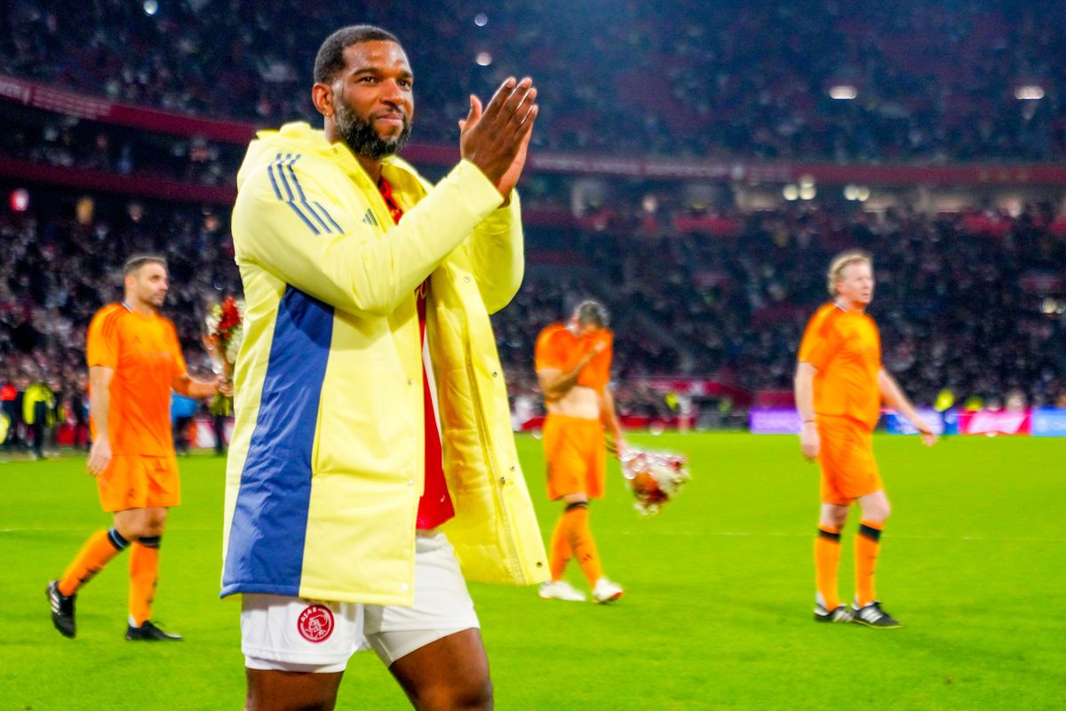 Babel spreekt over tijd in Ajax-jeugd: 'Ze zeiden gelijk: dat doen je ouders niet meer'