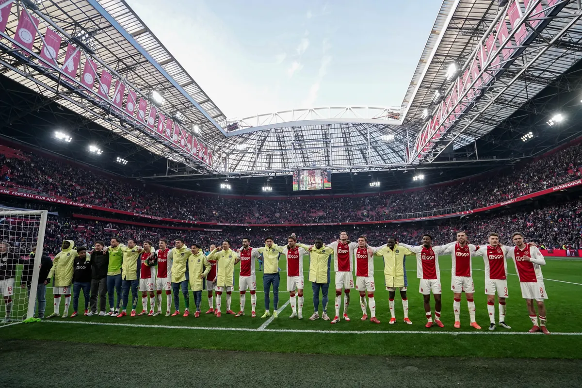 Help Ajax Showtime om zijn content te verbeteren en vul onze vragenlijst in!