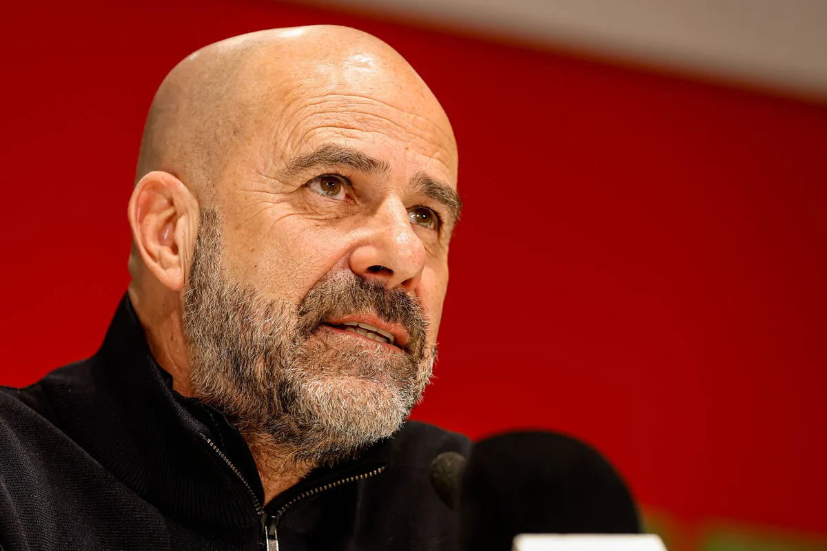 Stand Eredivisie: PSV blaast titelstrijd nieuw leven in; herhaling bekerfinale op de rol