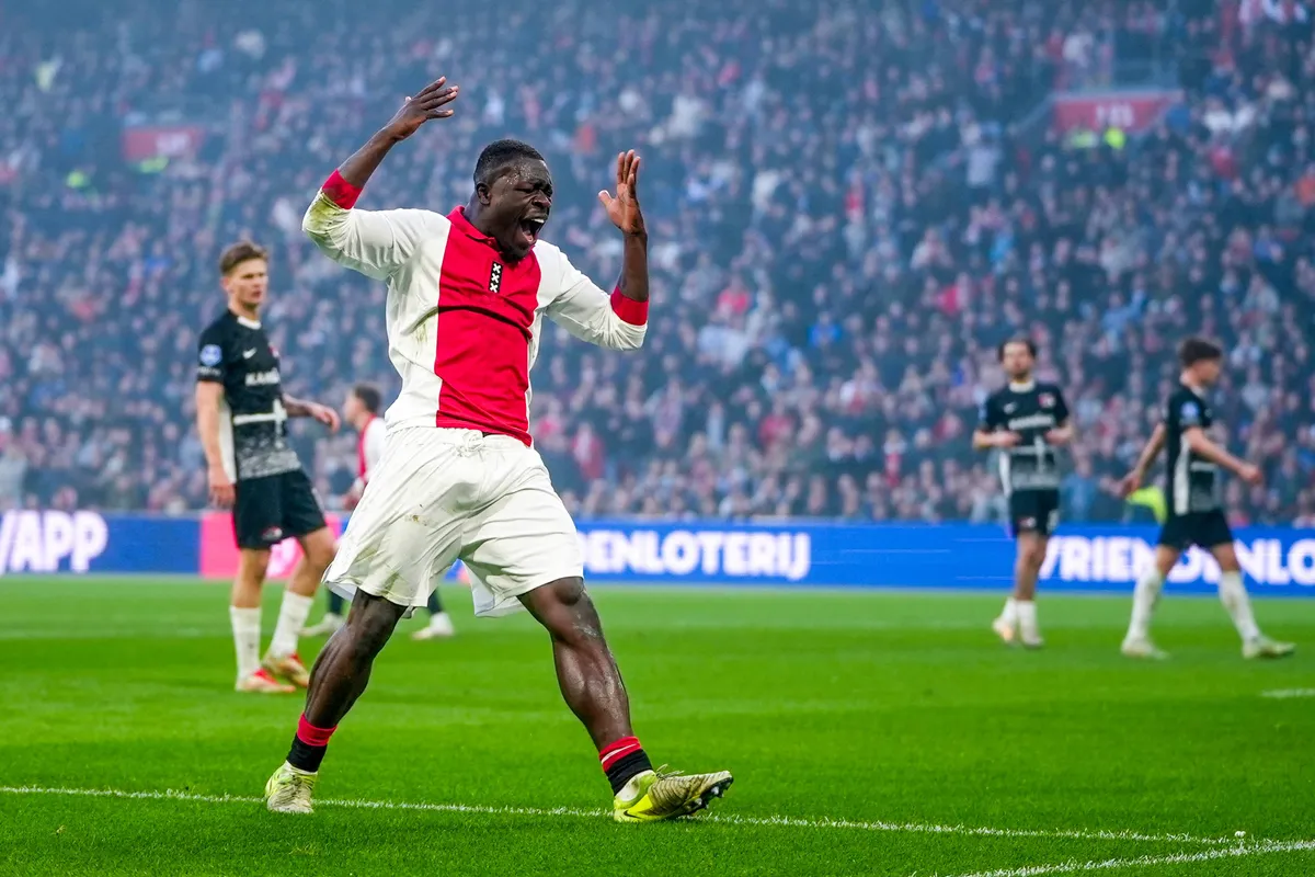 Ajax kan weer beschikken over Brobbey, Sutalo eveneens volledig fit