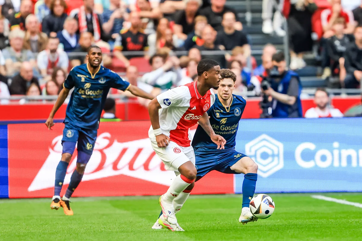 Ryan Babel adviseert Hato over vervolgstap in carrière: 'Ideale tussenstap voor hem'