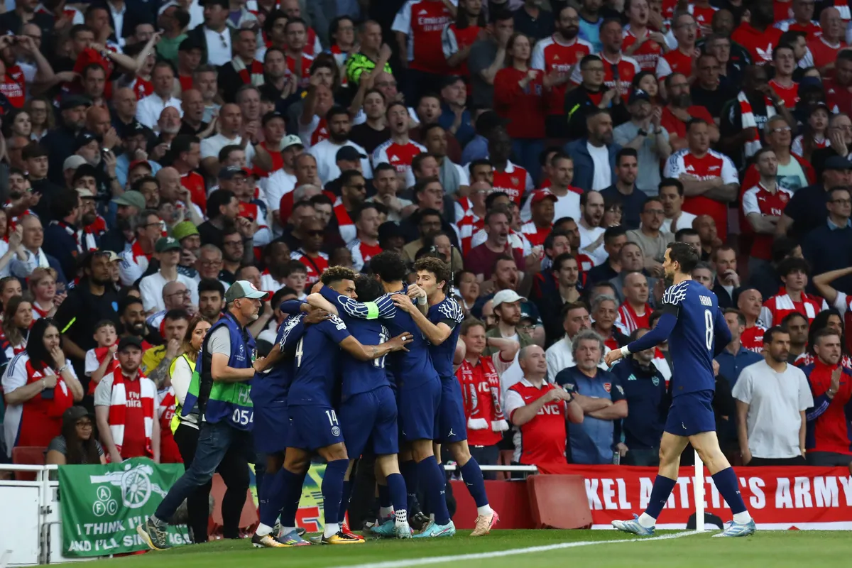 LIVE 21.00 uur | Paris Saint-Germain - Arsenal (1-0) (2-0)