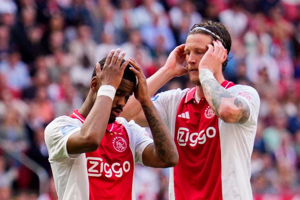 NB: 'Als Weghorst na vandaag nog geen basisplaats krijgt, weet ik het ook niet meer'