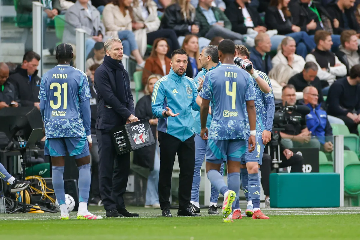 Farioli eerlijk over rouleren: 'Ik denk niet dat wij selectie hebben om in 3 competities te spelen'