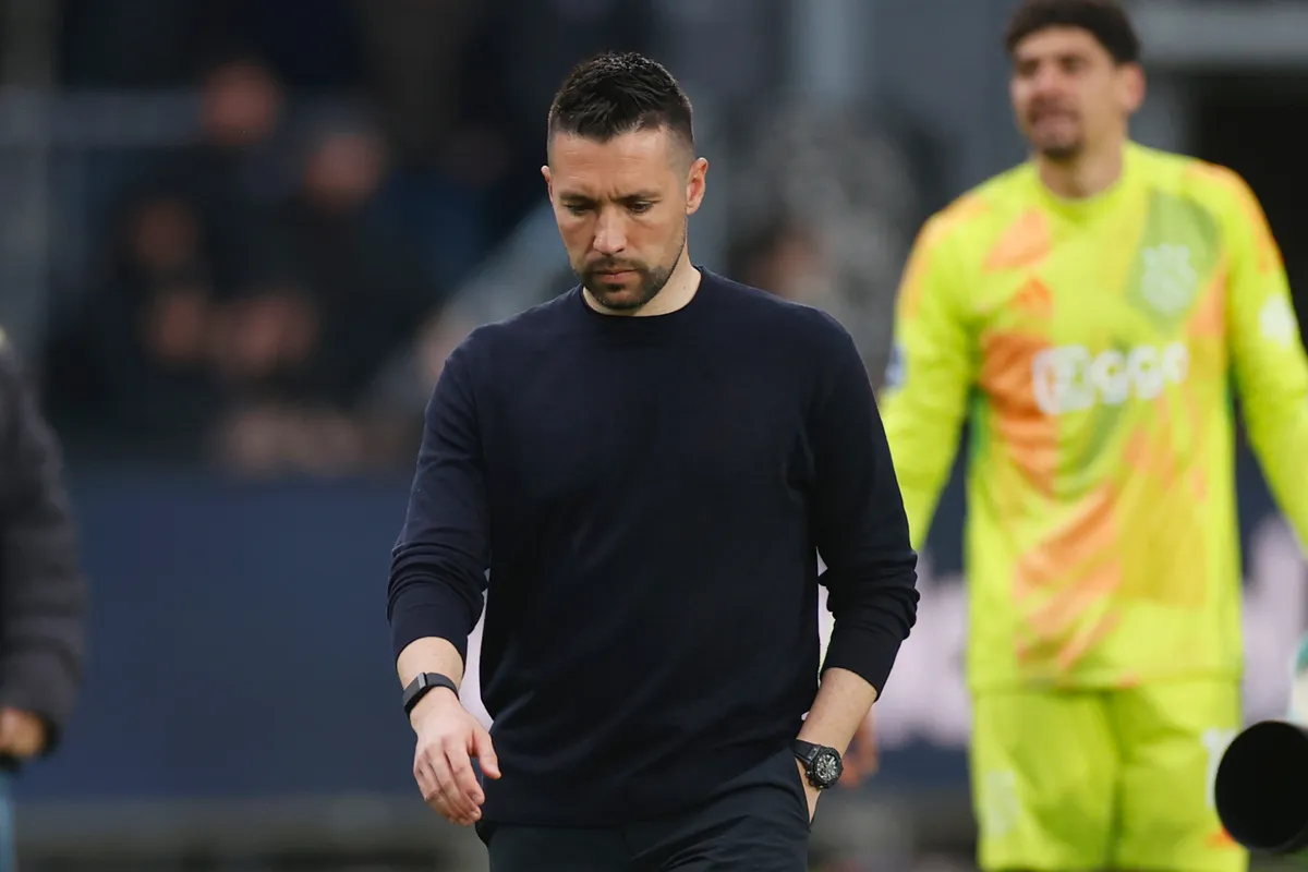 Farioli krijgt advies: 'Ook een Italiaanse coach kan zoiets simpels bedenken'