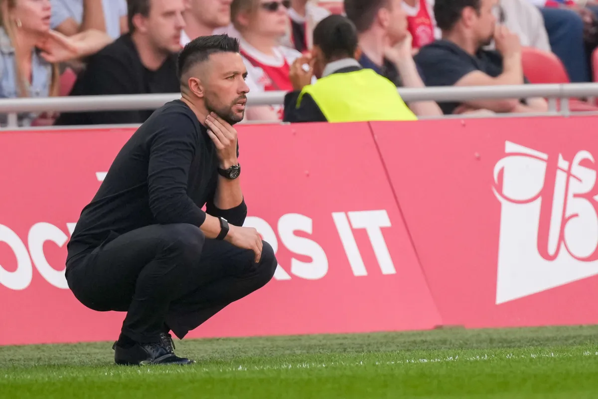 Ajax komt onlangs stroef uit startblokken: 'Dat zal Farioli zichzelf ongetwijfeld aanrekenen'