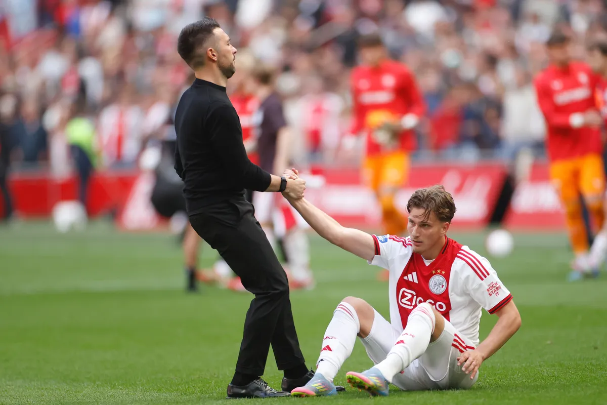 NB: 'Met iedere andere trainer was Ajax lager dan tweede geëindigd'