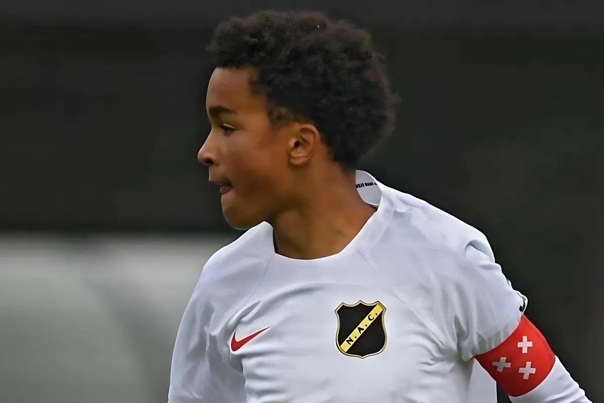 Ajax haalt Van Toor van NAC Breda: ‘Misschien krijg je zo’n kans wel nooit meer’