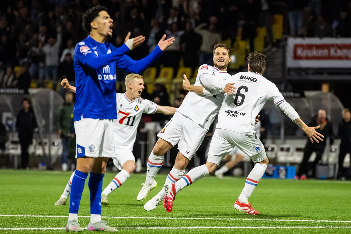 Telstar plaatst zich voor finale play-offs en mag blijven dromen van Eredivisie