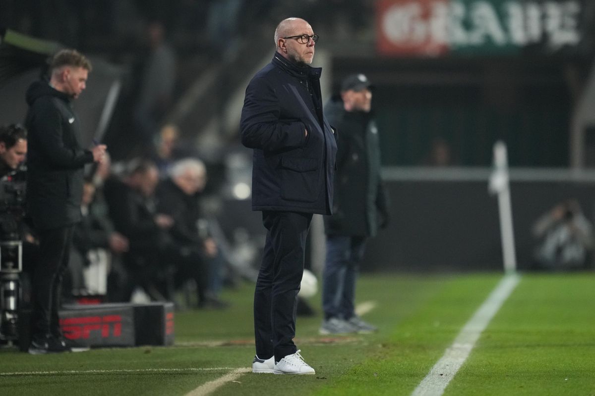 Grim: 'Blijf coach van Ajax 1 tot er eventueel een nieuwe technisch directeur komt'