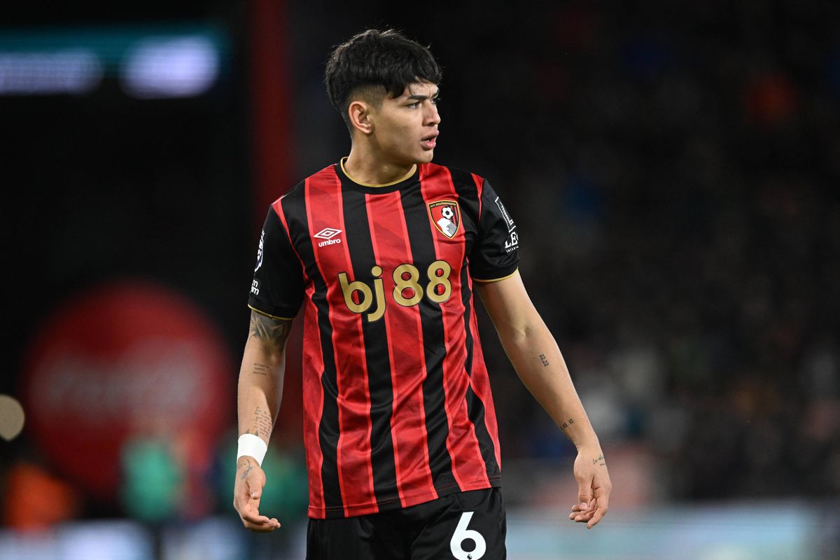 Geruchtenmolen: 'Ajax was vergevorderd, maar ziet target nu transfer maken binnen Engeland'