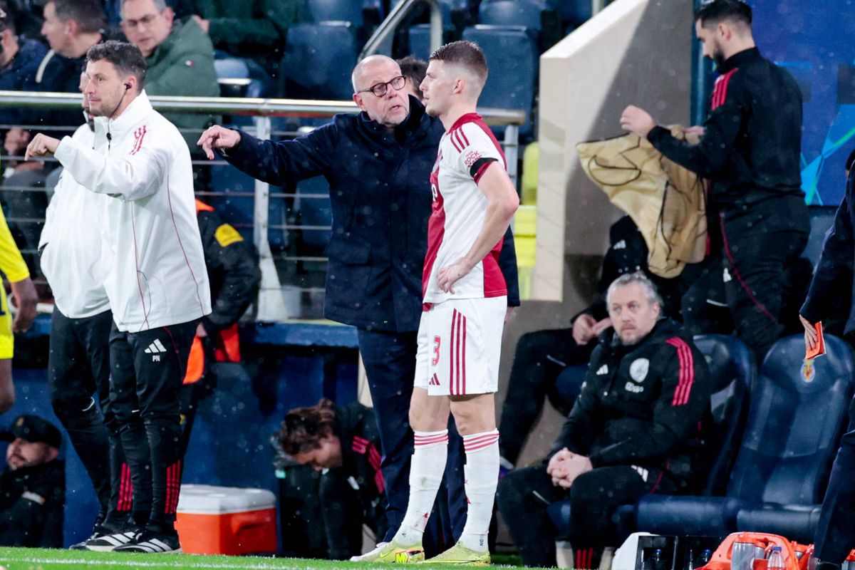 Grim weet dat Ajax nog een kleine kans heeft in Champions League: 'Voel dat het leeft binnen de groep'