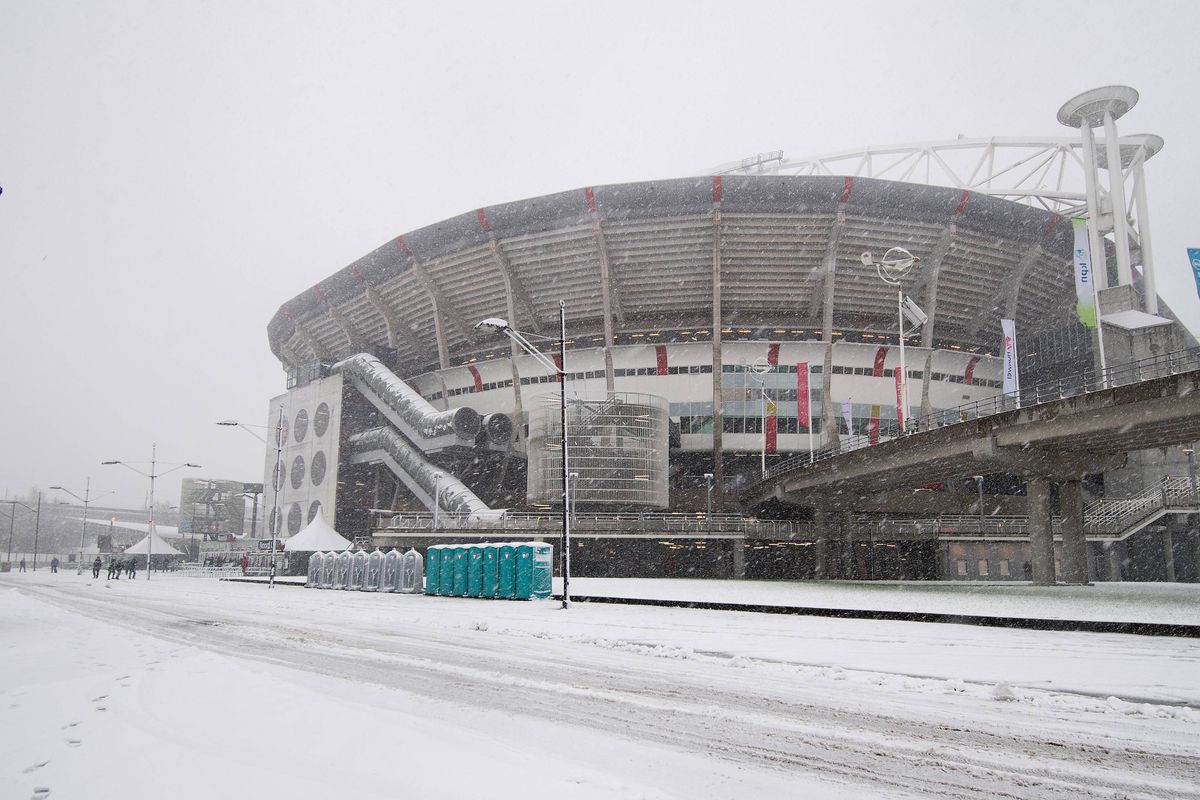 KNVB ondanks hevige sneeuwval nog niet concreet bezig met uitstellen hervatting Eredivisie