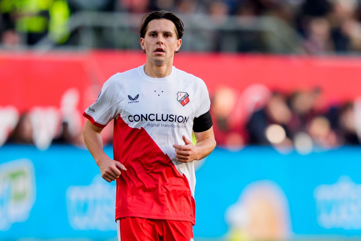 Rondom Ajax: Enorme domper voor oud-Ajacied Jensen: Deen loopt zware knieblessure op