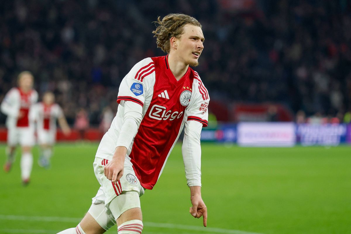 Godts mag serieus dromen van WK: Ajax-aanvaller opgeroepen voor België