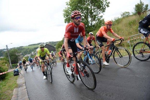 Curvers nadert einde wielerloopbaan: 'Giro met Dumoulin supermooie ervaring'