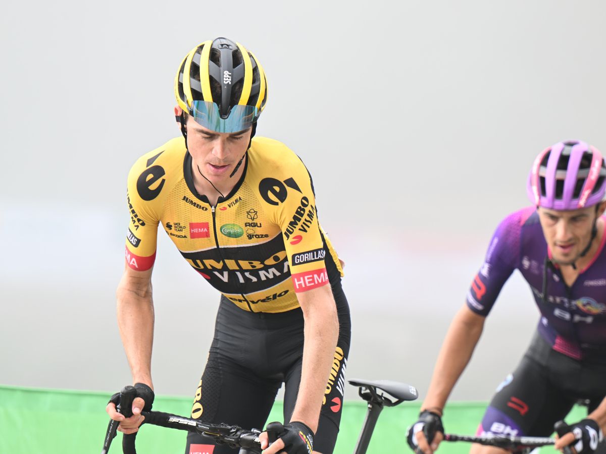roglic-looses-key-domestique-as-sepp-kuss-abandons-vuelta-a-espana-cyclinguptodate-com