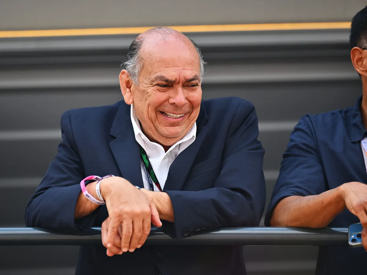 Vader Perez over toekomst van zijn zoon: "Ik denk niet dat Checo naar een team zoals Sauber of Haas gaat"