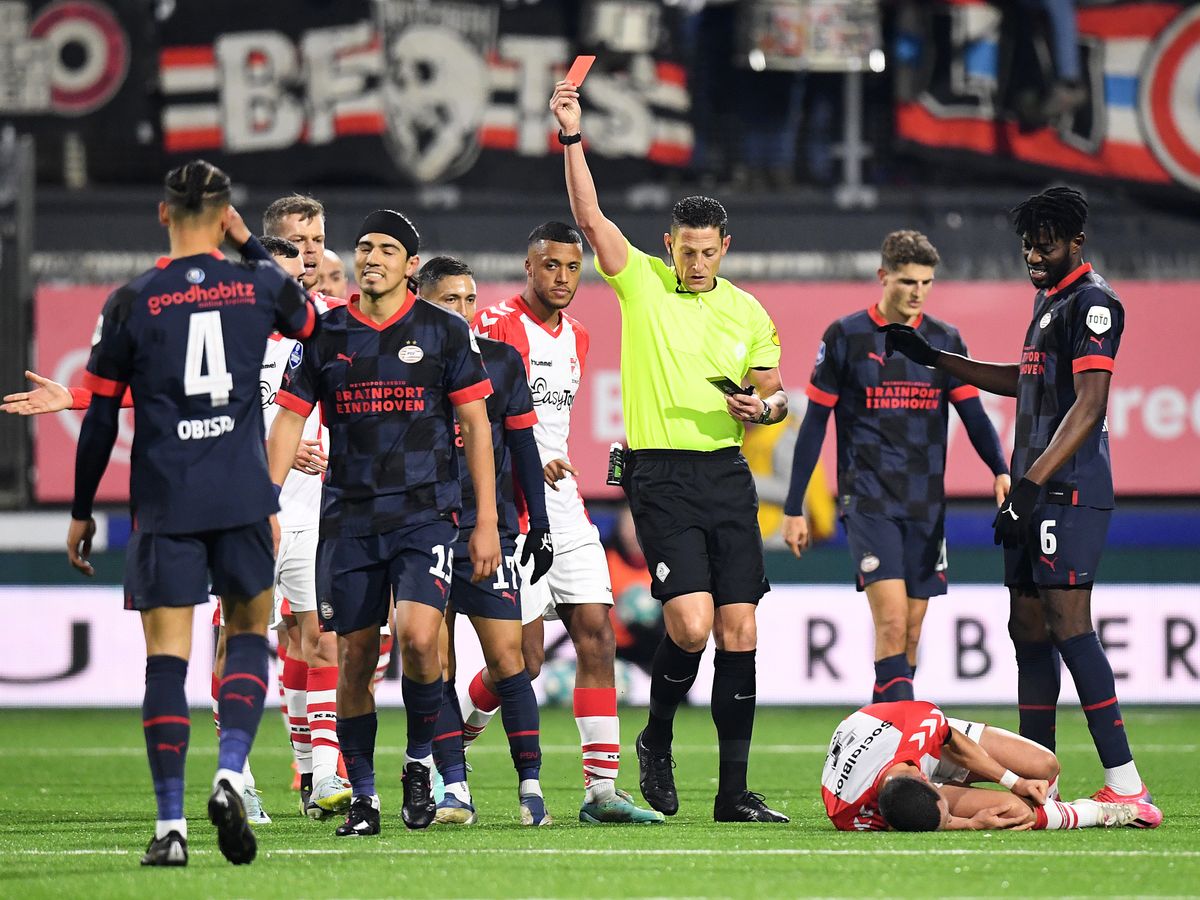 Feyenoord treft PSV zonder geschorste Mauro Júnior