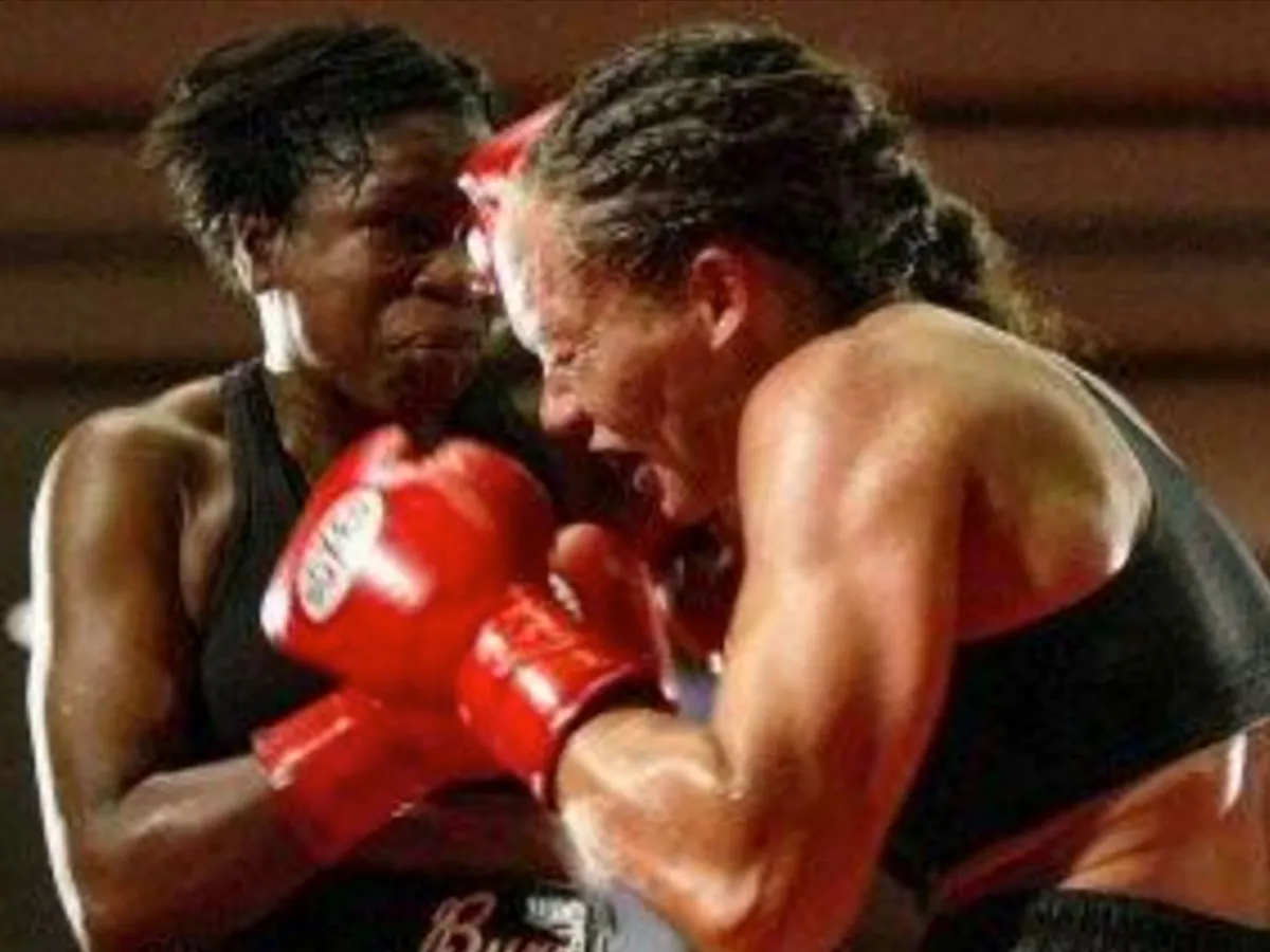 Nederlandse wint als enige vrouw K-1 kickbokstoernooi: 'Erkenning ho maar'