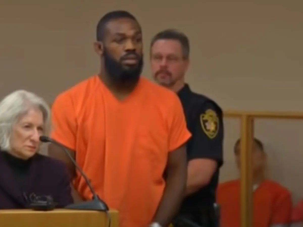 UFC-ster Jon Jones gearresteerd wegens aanval en doodsbedreiging