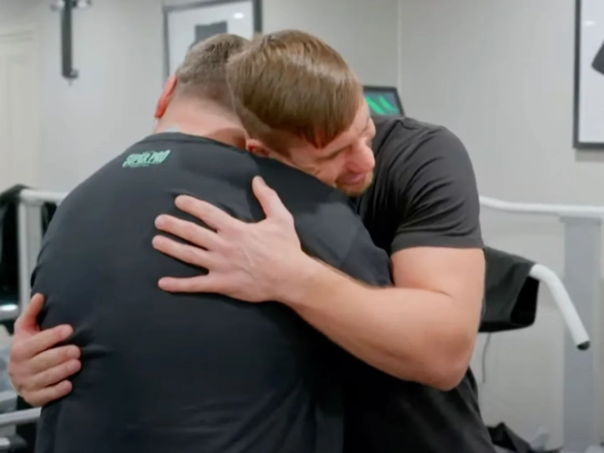 🎥 Rico Verhoeven in tranen: 'Zware periode, pijn en verlies'