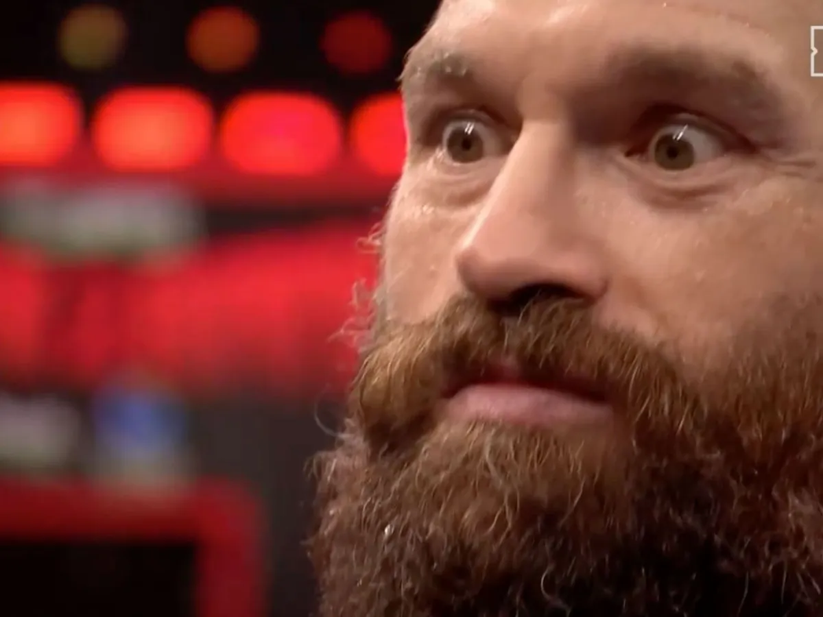 Tyson Fury schreeuwt ‘diefstal’ na verlies tegen Oleksandr Usyk