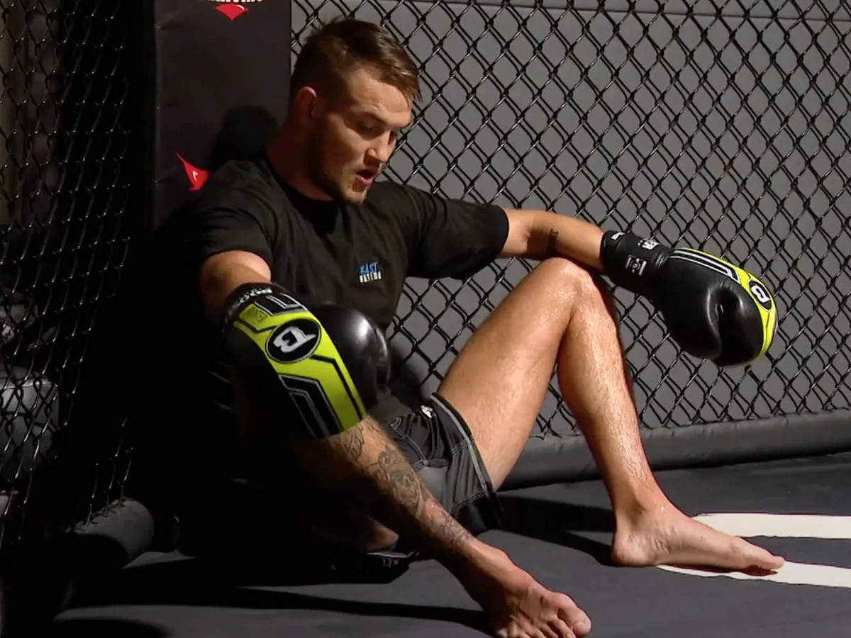 Na pijnlijke EXIT wil Jarno Errens terug naar de UFC – en hij is klaar voor oorlog!