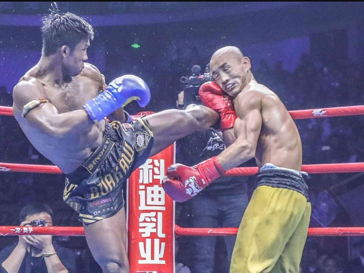Vechticoon Buakaw laat geen spaan heel van tegenstander: elke stoot is raak!
