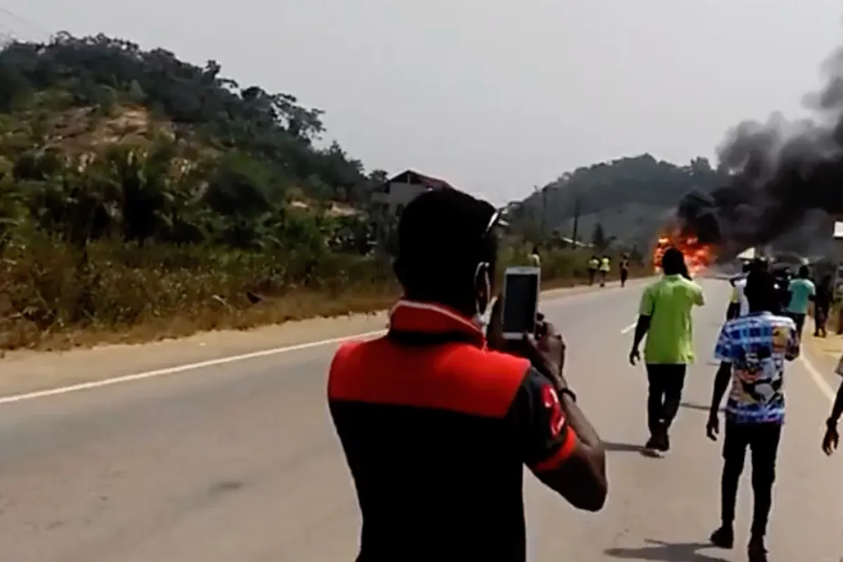 Vrachtwagen met explosieven ontploft in Ghana