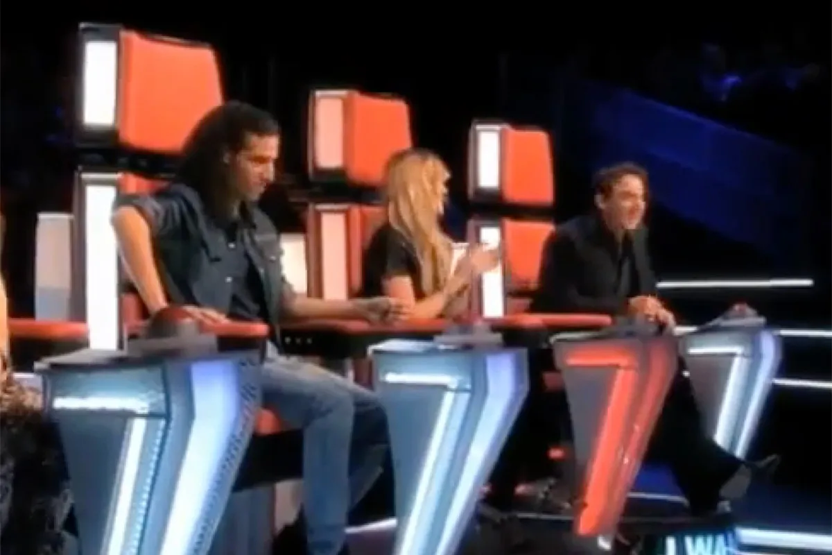 Ondertussen in The Voice in 2013: Kandidaat hoeft niet met Ali B naar bed