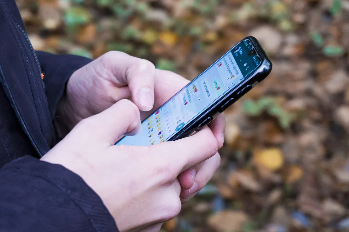 WhatsApp-oplichter probeert de verkeerde moeder op te lichten