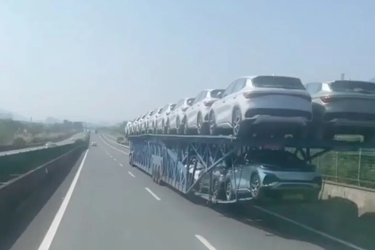 Autotransporter on steroids