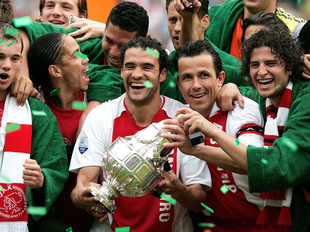 verhouding pijp Gemengd Sneijder blikt terug op finale in 2006: 'Het was de mooiste KNVB  Beker-finale die ik ooit heb gespeeld.'