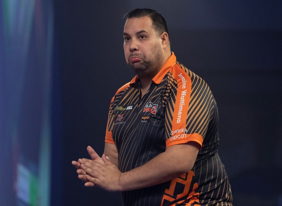 wattimena reveals four stone weight loss i will keep going with it and hopefully lose some more weight dartsnews com wattimena reveals four stone weight loss i will keep going with it and hopefully lose some more weight dartsnews com