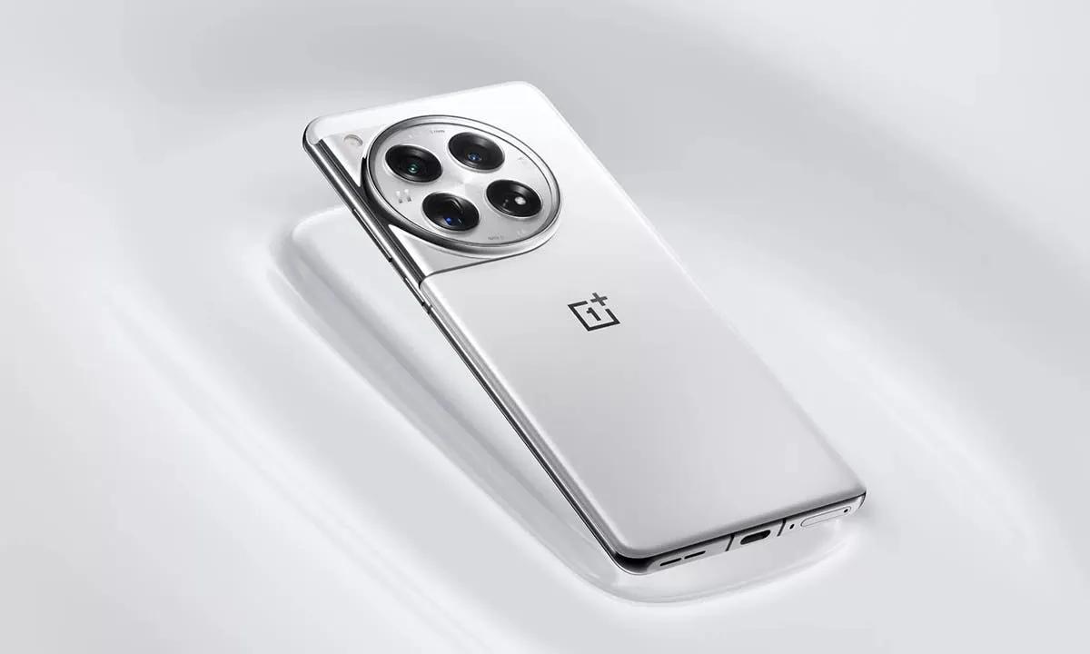 oneplus-12-glacial-white.jpg@webp