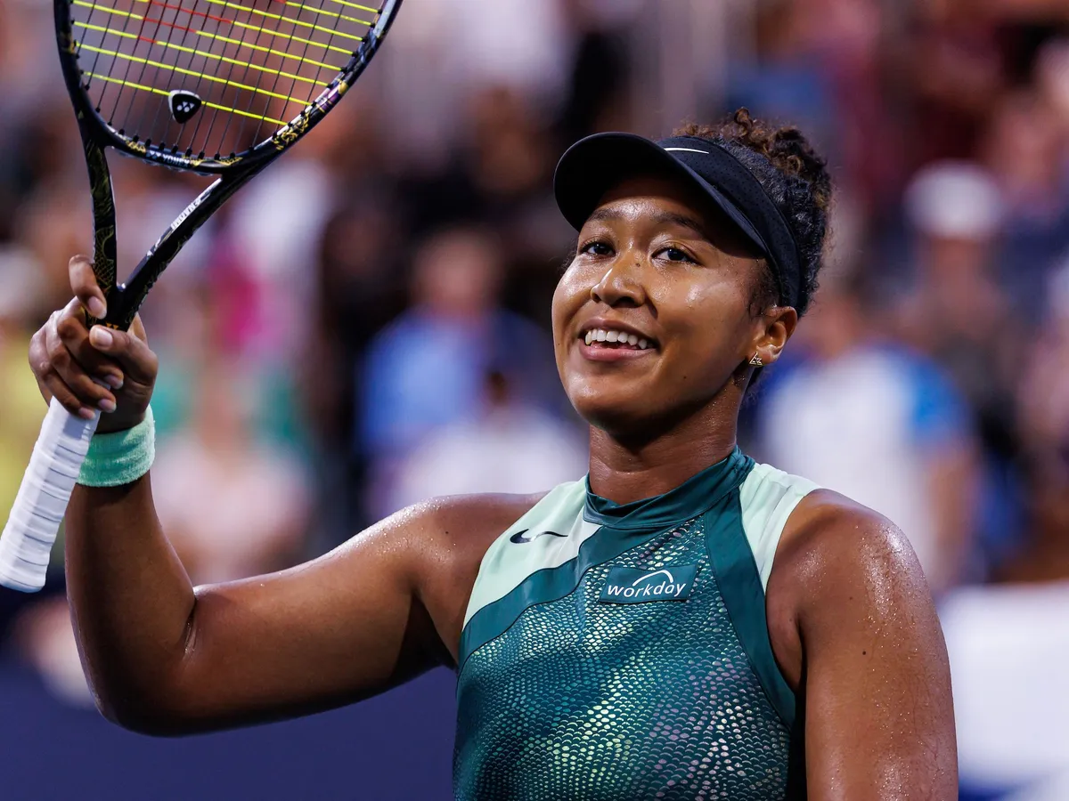 その他 l Universe Naomi Osaka Premium Buy Naomi Osaka Graphic T-Shirt - Oil Green/Space Purple