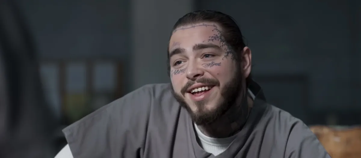 Post Malone is te zien als gevangene in Spenser Confidential trailer