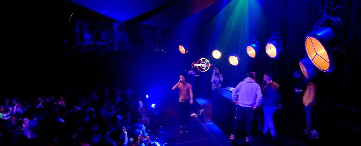 Check hier het optreden van Anbu tijdens Song van het Jaar 2017